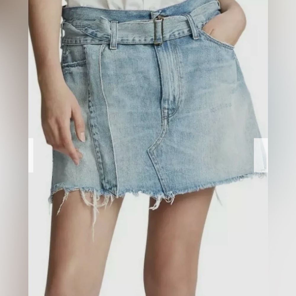 EUC POLO RALPH LAUREN- BLUE BELTED DENIM JEAN DISTRESSED MINI SKIRT. Size 32